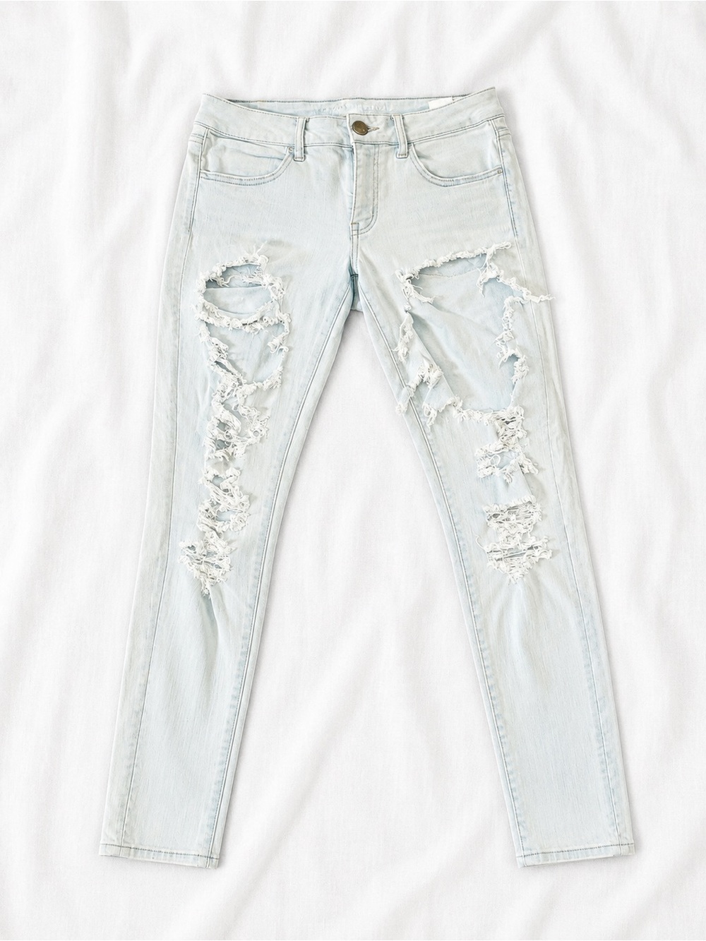 American Eagle Outfitters Distressed Skinny Jeans - Light Blue